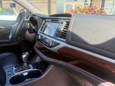 2016 Toyota Highlander Hybrid Limited