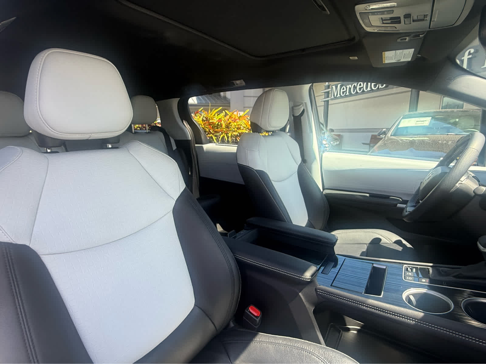 2025 Toyota Sienna XSE