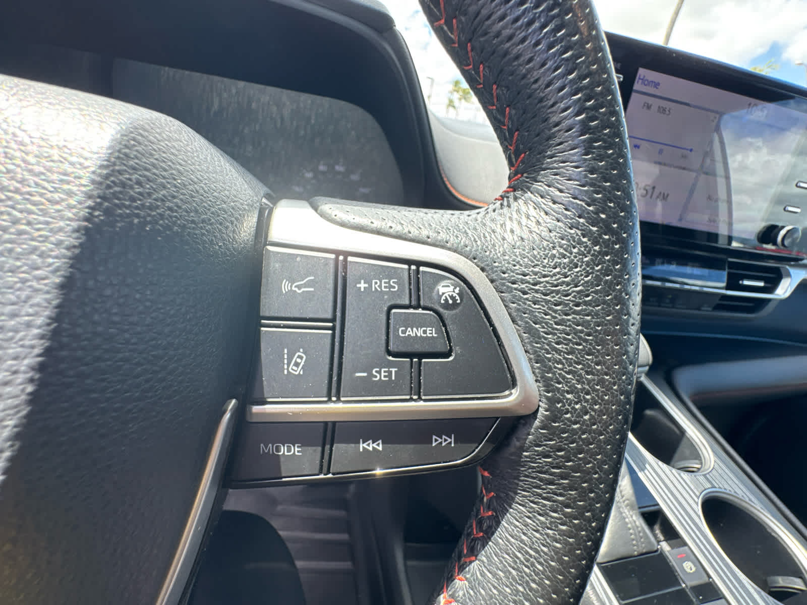 2022 Toyota Sienna XSE