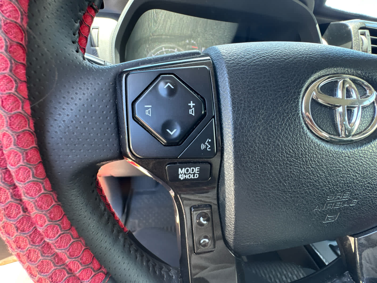2024 Toyota 4Runner TRD Off Road
