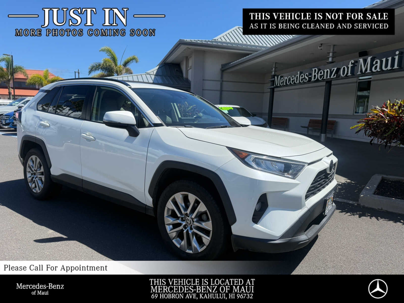 2021 Toyota RAV4 XLE Premium FWD's photo