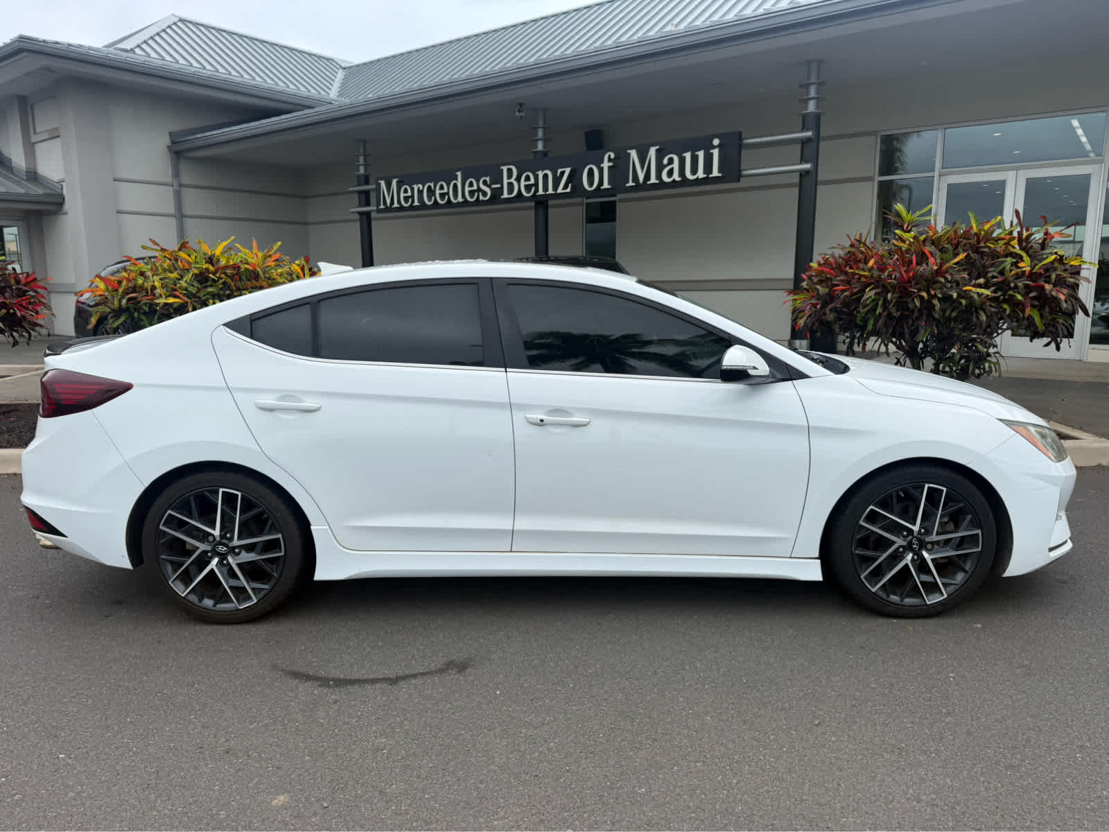2020 Hyundai Elantra Sport