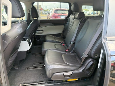 2023 Kia Carnival LX