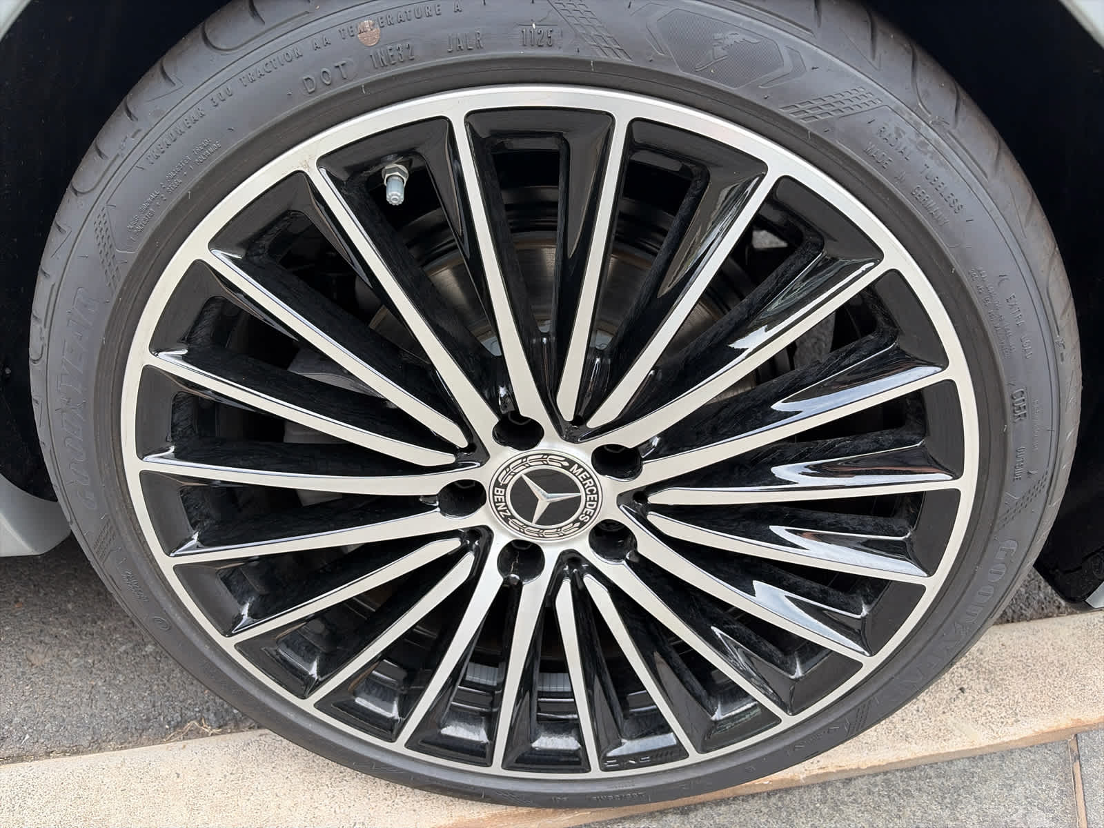 2026 Mercedes-Benz C 300 Sedan