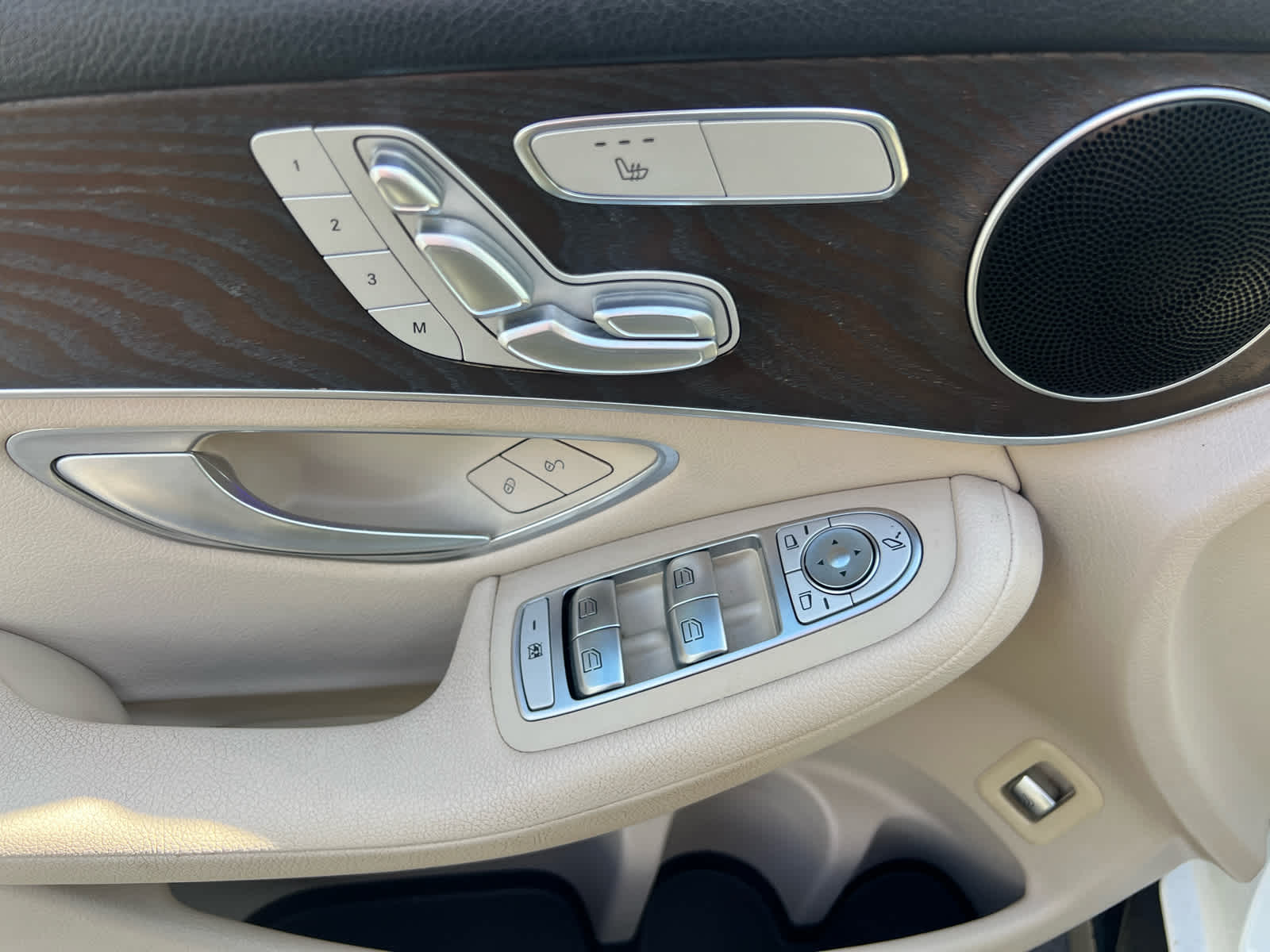 2020 Mercedes-Benz GLC GLC 300