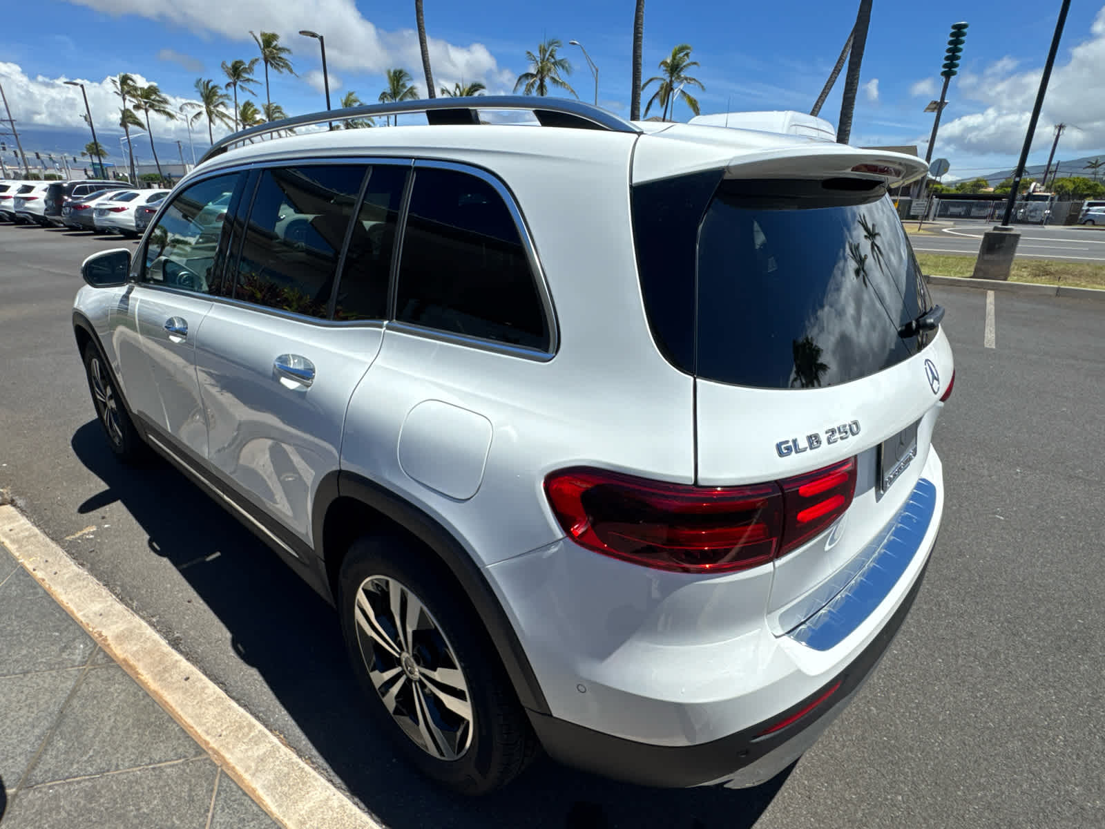 2026 Mercedes-Benz GLB 250 SUV