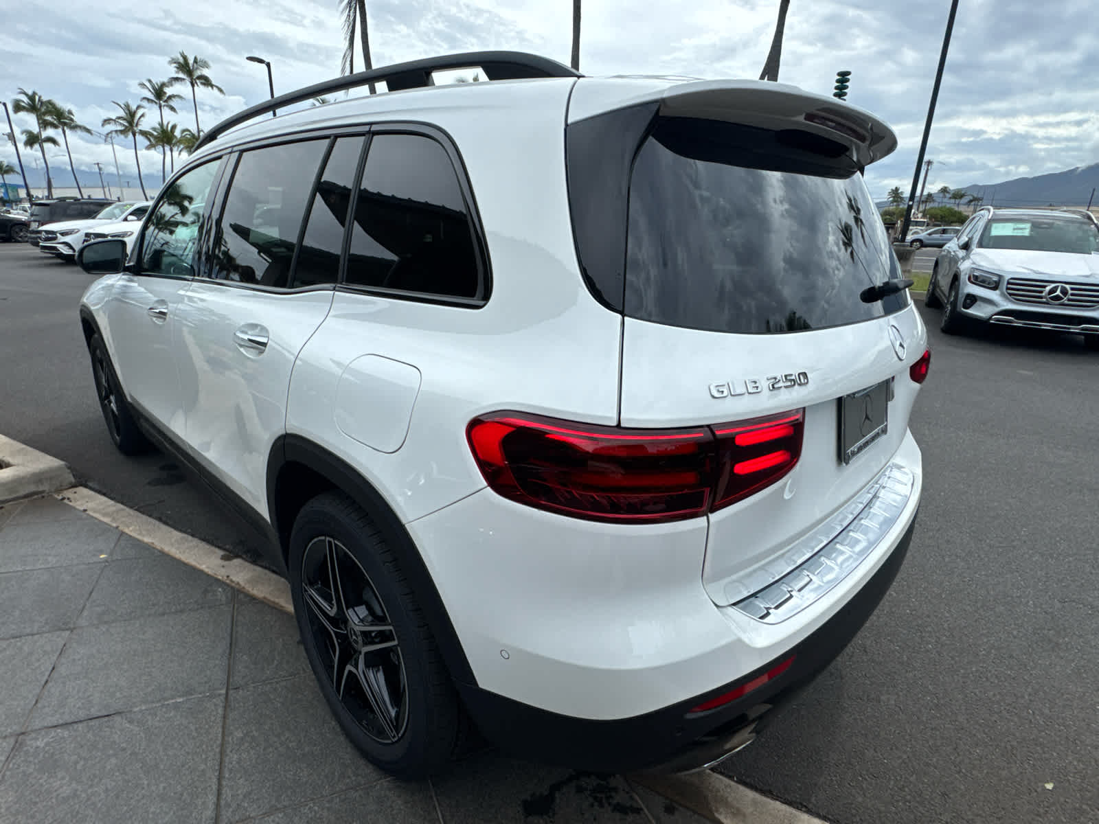 2026 Mercedes-Benz GLB 250 SUV