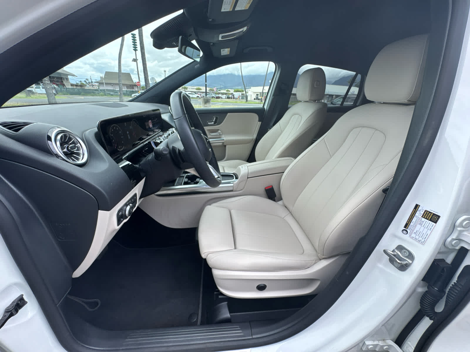 2025 Mercedes-Benz GLA 250 SUV