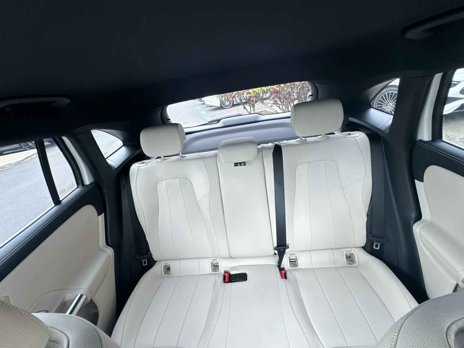 2025 Mercedes-Benz GLA 250 SUV