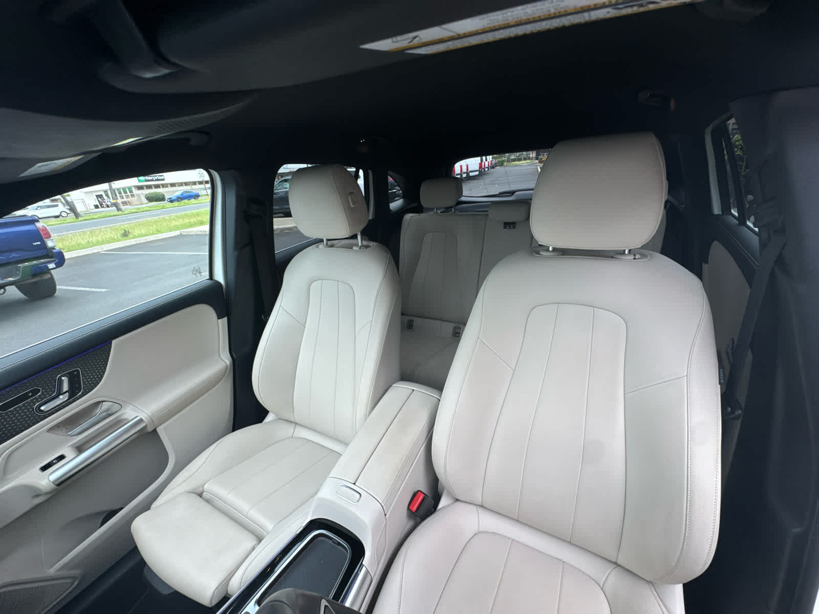 2025 Mercedes-Benz GLA 250 4MATIC® SUV