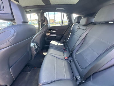 2025 Mercedes-Benz GLC 300 SUV