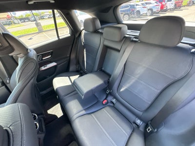 2025 Mercedes-Benz GLC 300 SUV