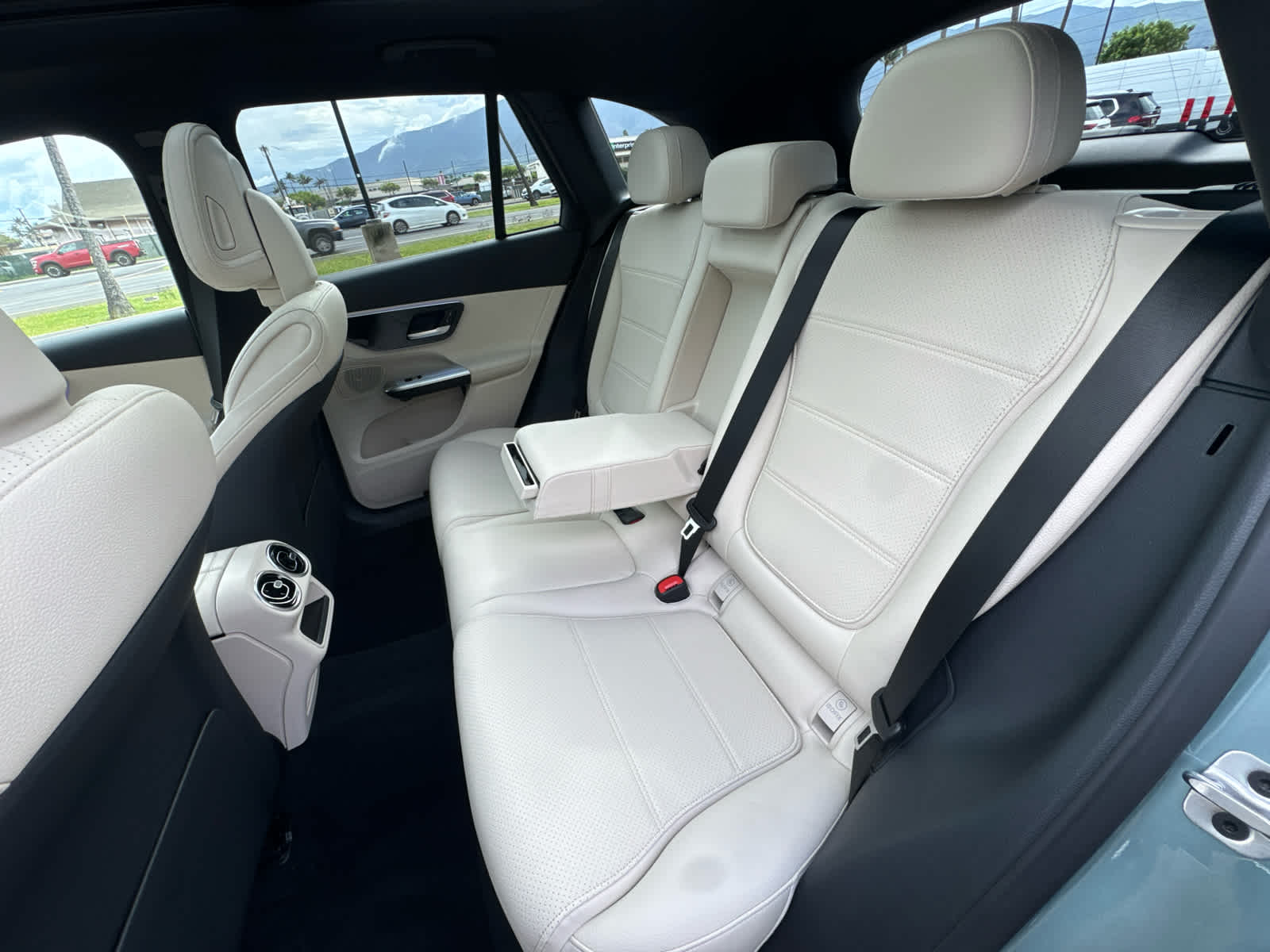 2026 Mercedes-Benz GLC 300 GLC 300