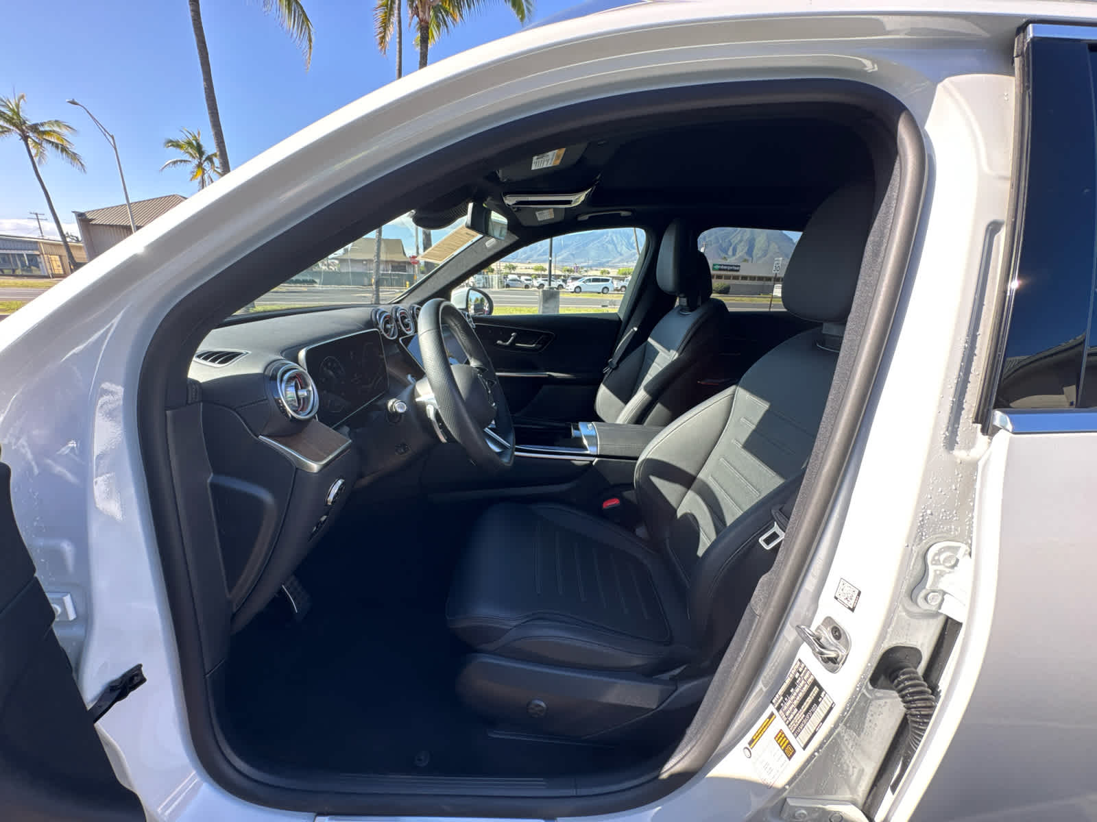 2025 Mercedes-Benz GLC GLC 300