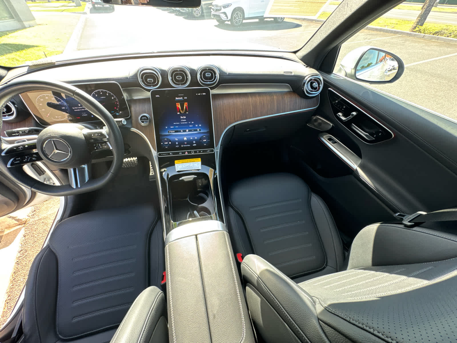 2025 Mercedes-Benz GLC GLC 300