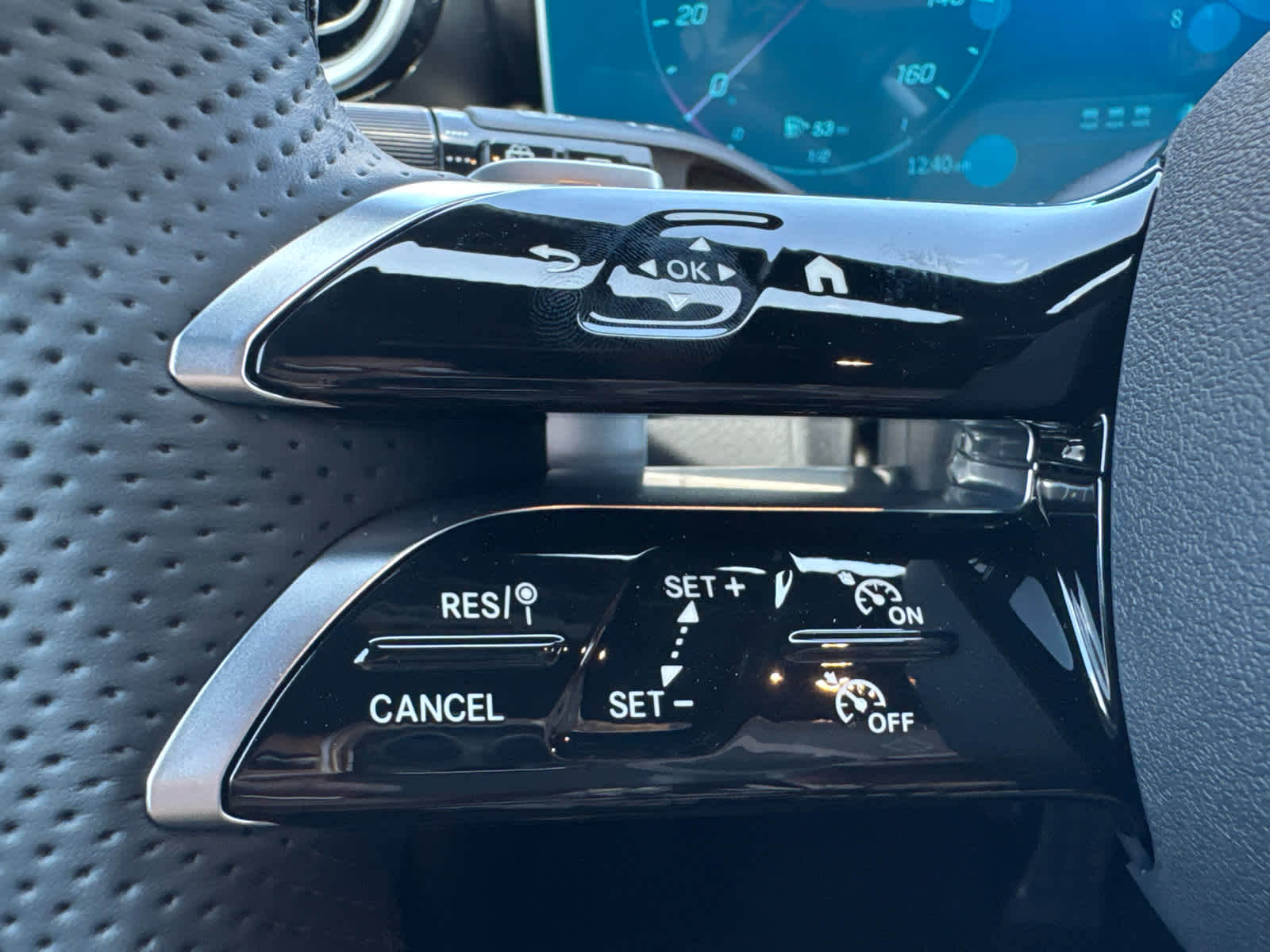 2026 Mercedes-Benz GLC 300 SUV