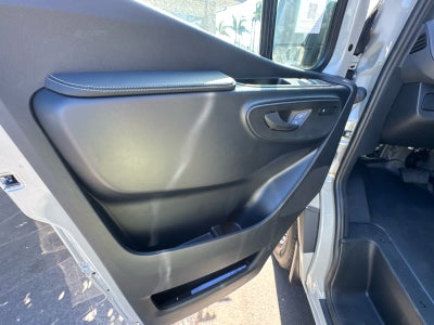 2026 Mercedes-Benz Sprinter 2500 Standard Roof I4 Diesel 144 RWD