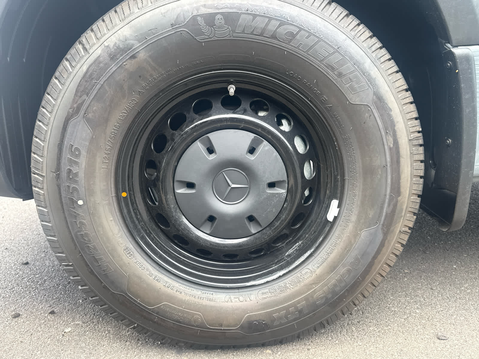 2026 Mercedes-Benz Sprinter 2500 Standard Roof I4 Diesel 144 RWD
