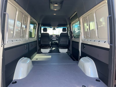 2025 Mercedes-Benz Sprinter 2500 Standard Roof I4 Diesel HO 144" AWD