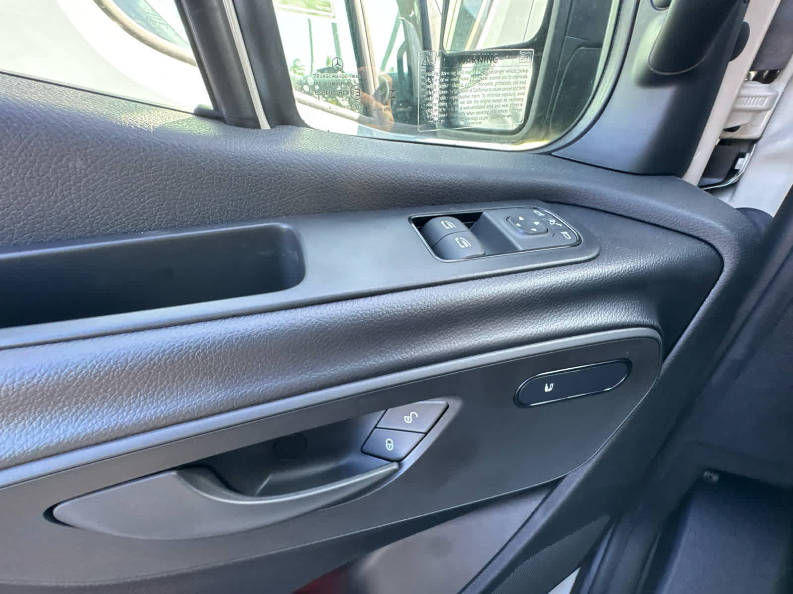 2025 Mercedes-Benz Sprinter 2500 Standard Roof I4 Diesel HO 144" AWD