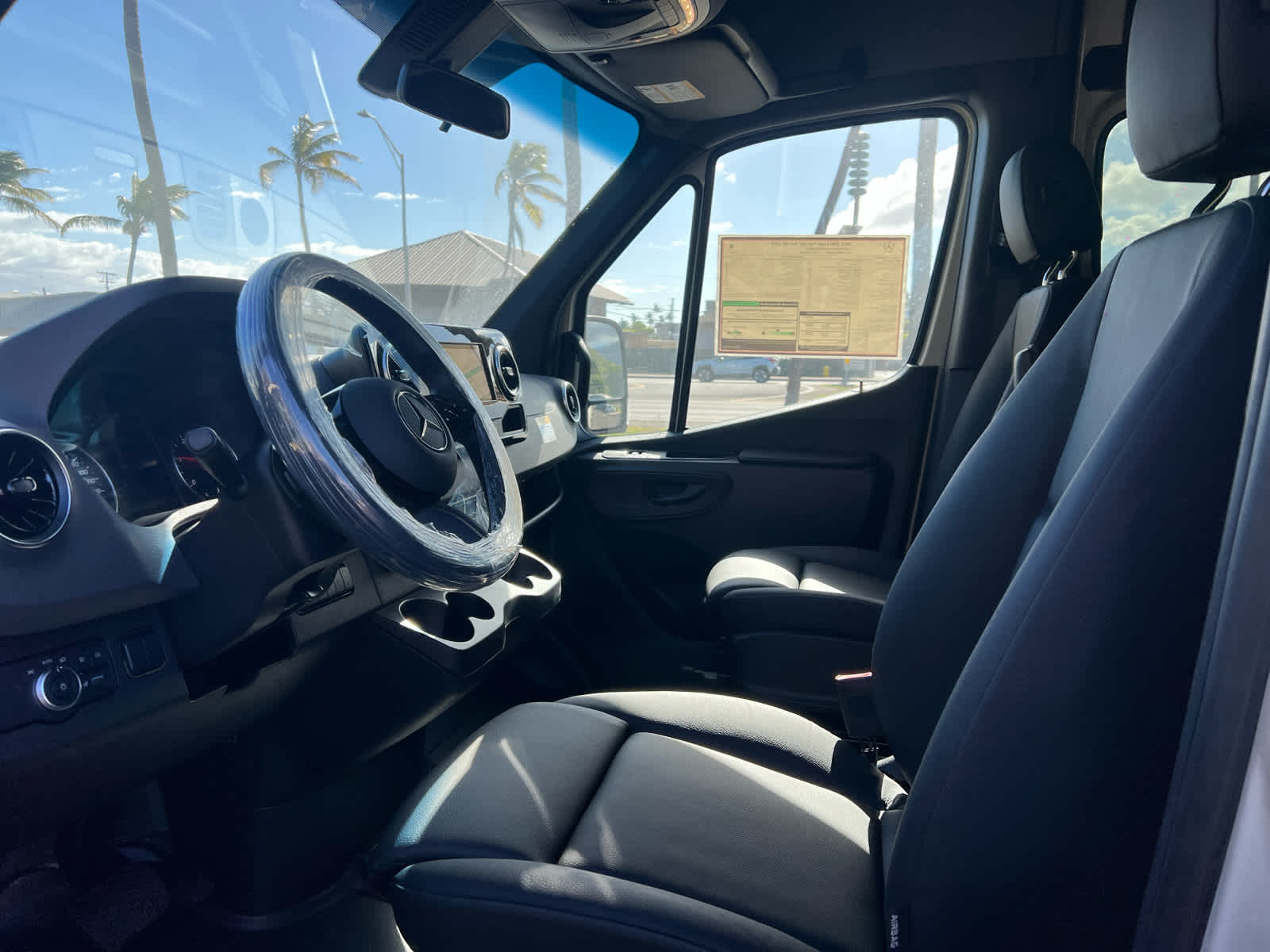 2025 Mercedes-Benz Sprinter 2500 Standard Roof I4 Diesel HO 144" AWD