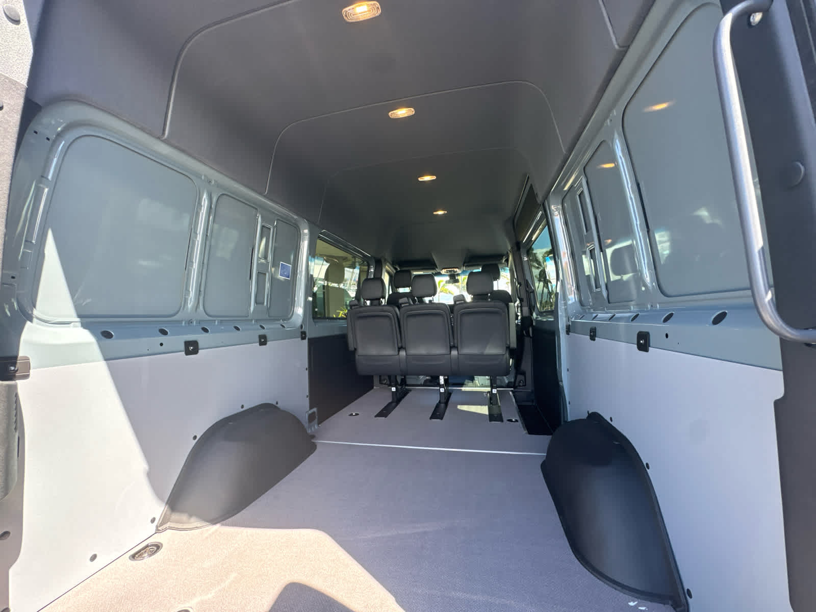 2026 Mercedes-Benz Sprinter 2500 Standard Roof I4 Diesel HO 144 AWD