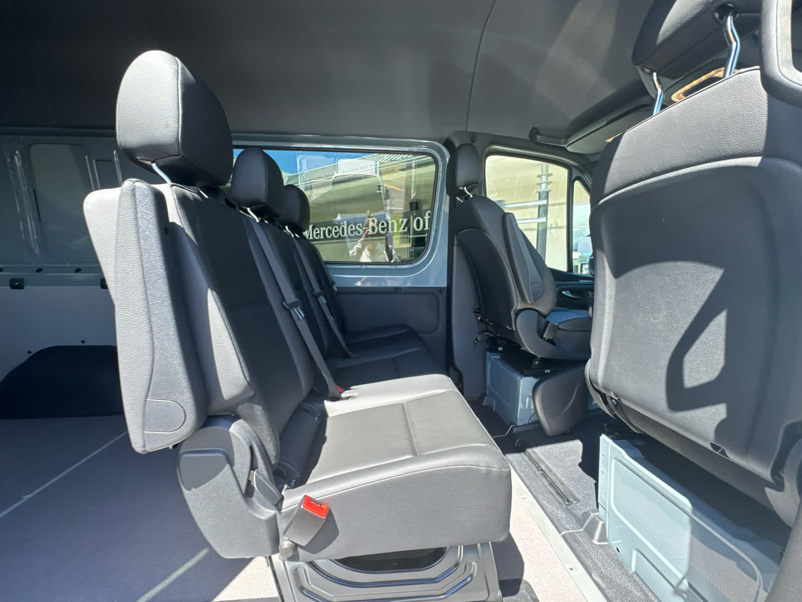 2026 Mercedes-Benz Sprinter 2500 Standard Roof I4 Diesel HO 144 AWD