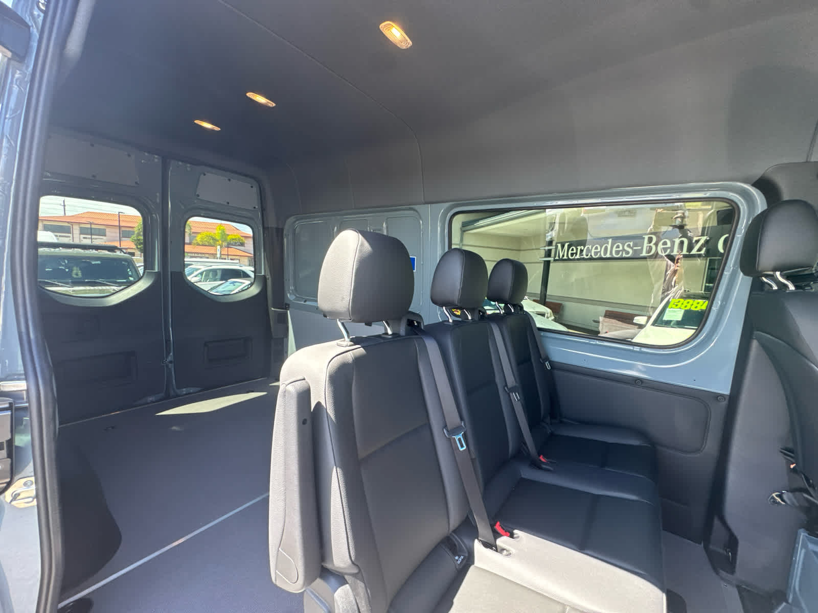 2026 Mercedes-Benz Sprinter 2500 Standard Roof I4 Diesel HO 144 AWD