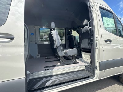 2026 Mercedes-Benz Sprinter 2500 Standard Roof I4 Diesel HO 144 AWD