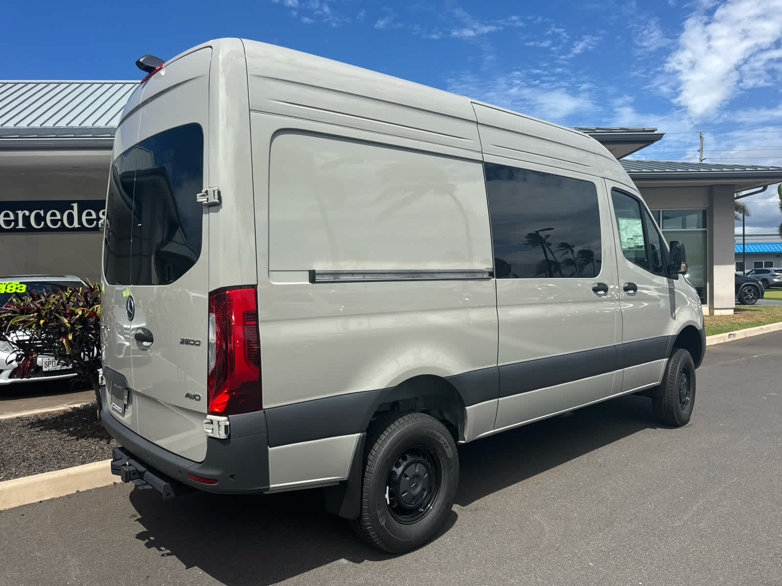 2026 Mercedes-Benz Sprinter 2500 Standard Roof I4 Diesel HO 144 AWD