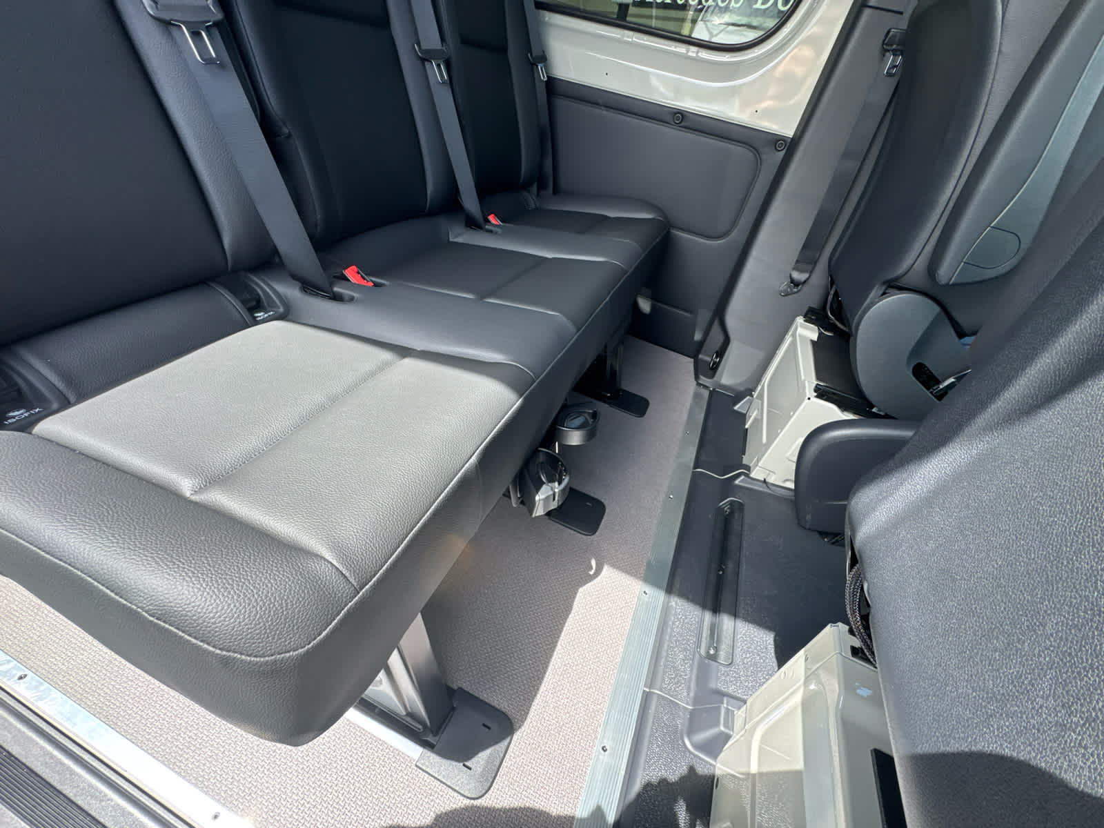2026 Mercedes-Benz Sprinter 2500 Standard Roof I4 Diesel HO 144 AWD