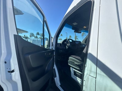 2026 Mercedes-Benz Sprinter 2500 Standard Roof I4 Diesel 144 RWD