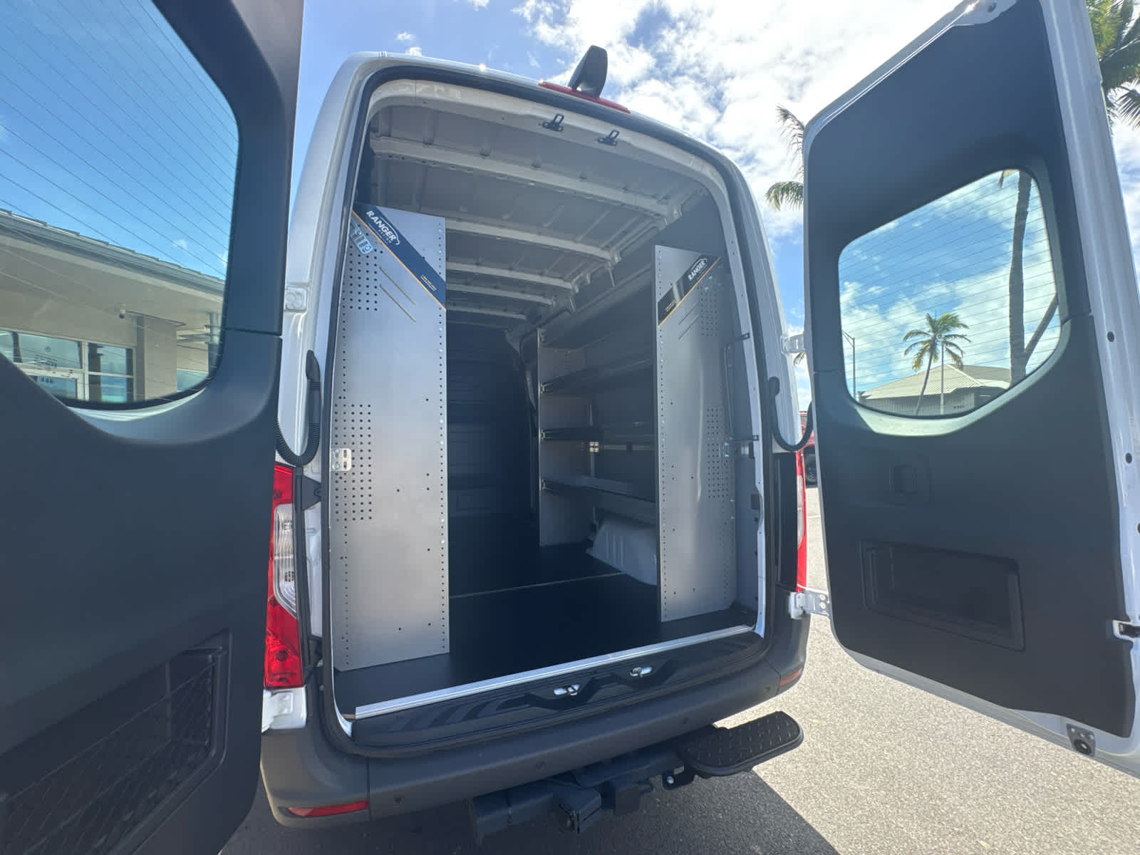 2026 Mercedes-Benz Sprinter 2500 Standard Roof I4 Diesel 144 RWD