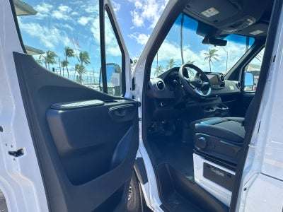 2026 Mercedes-Benz Sprinter 2500 Standard Roof I4 Diesel 144 RWD