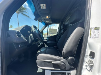2026 Mercedes-Benz Sprinter 2500 Standard Roof I4 Diesel 144 RWD
