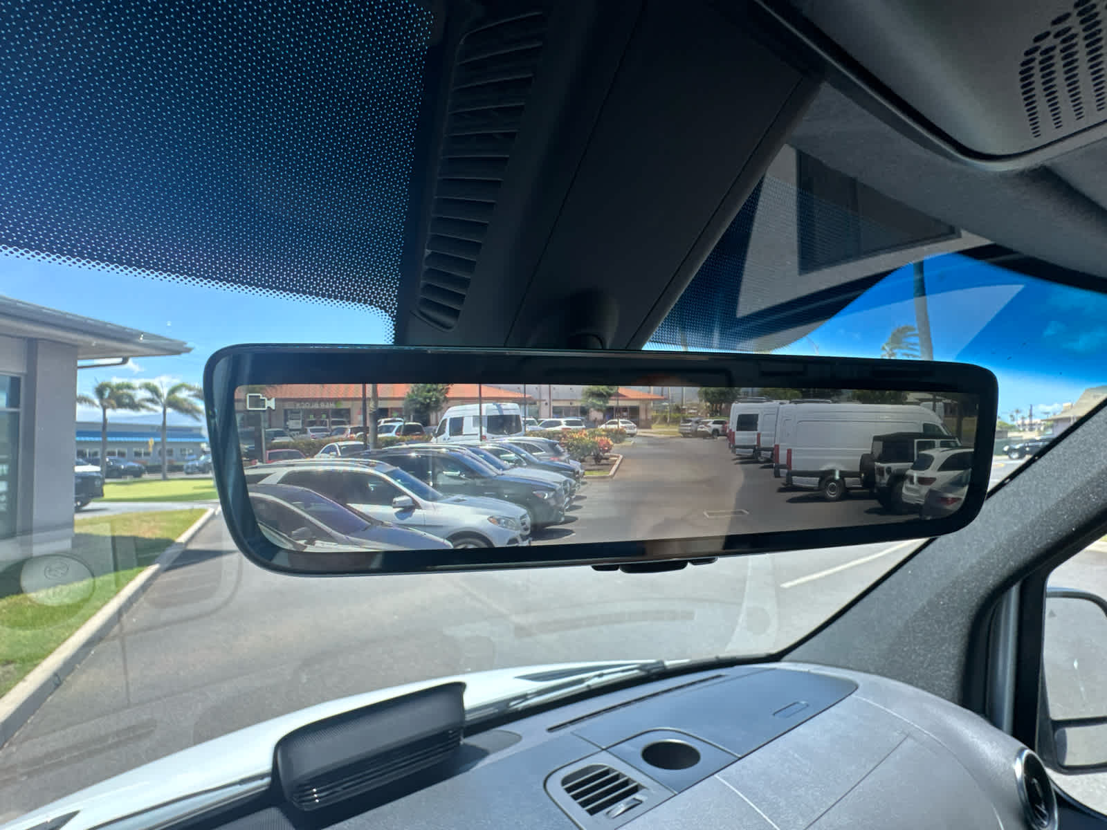 2026 Mercedes-Benz Sprinter 2500 Standard Roof I4 Diesel 144 RWD