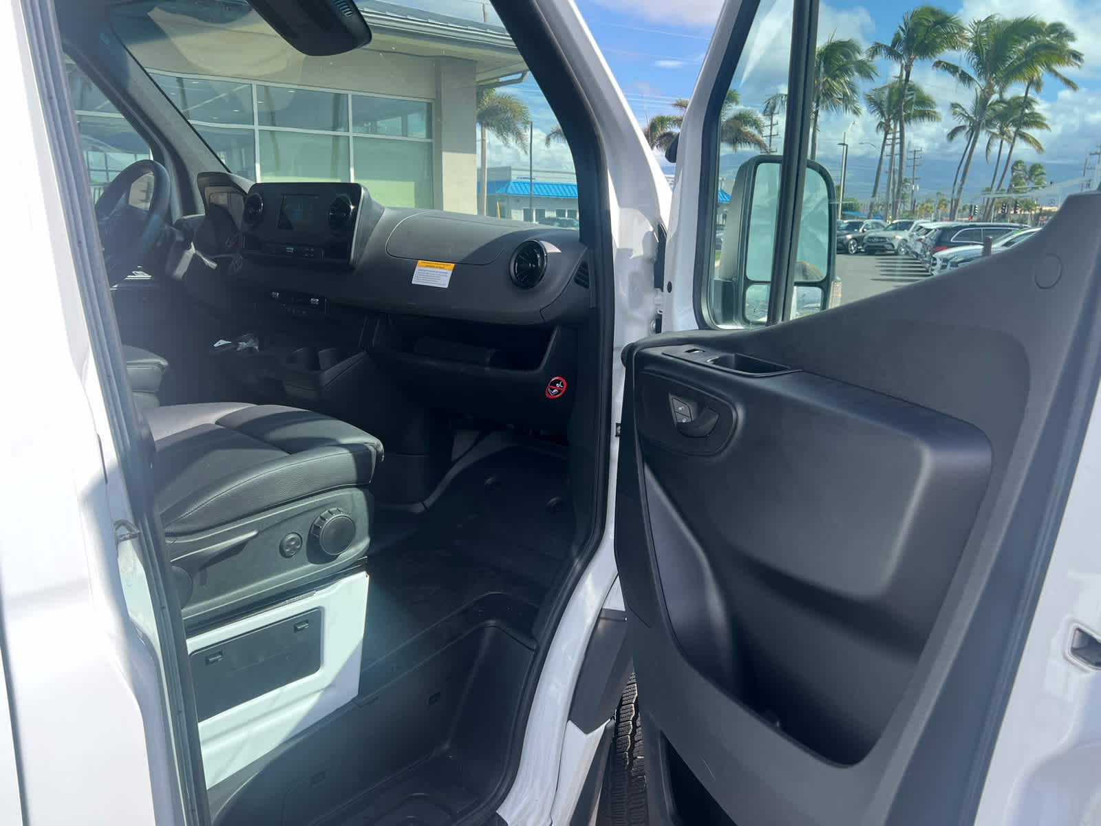 2024 Mercedes-Benz Sprinter Cargo Van 2500 High Roof I4 Diesel 170" RWD