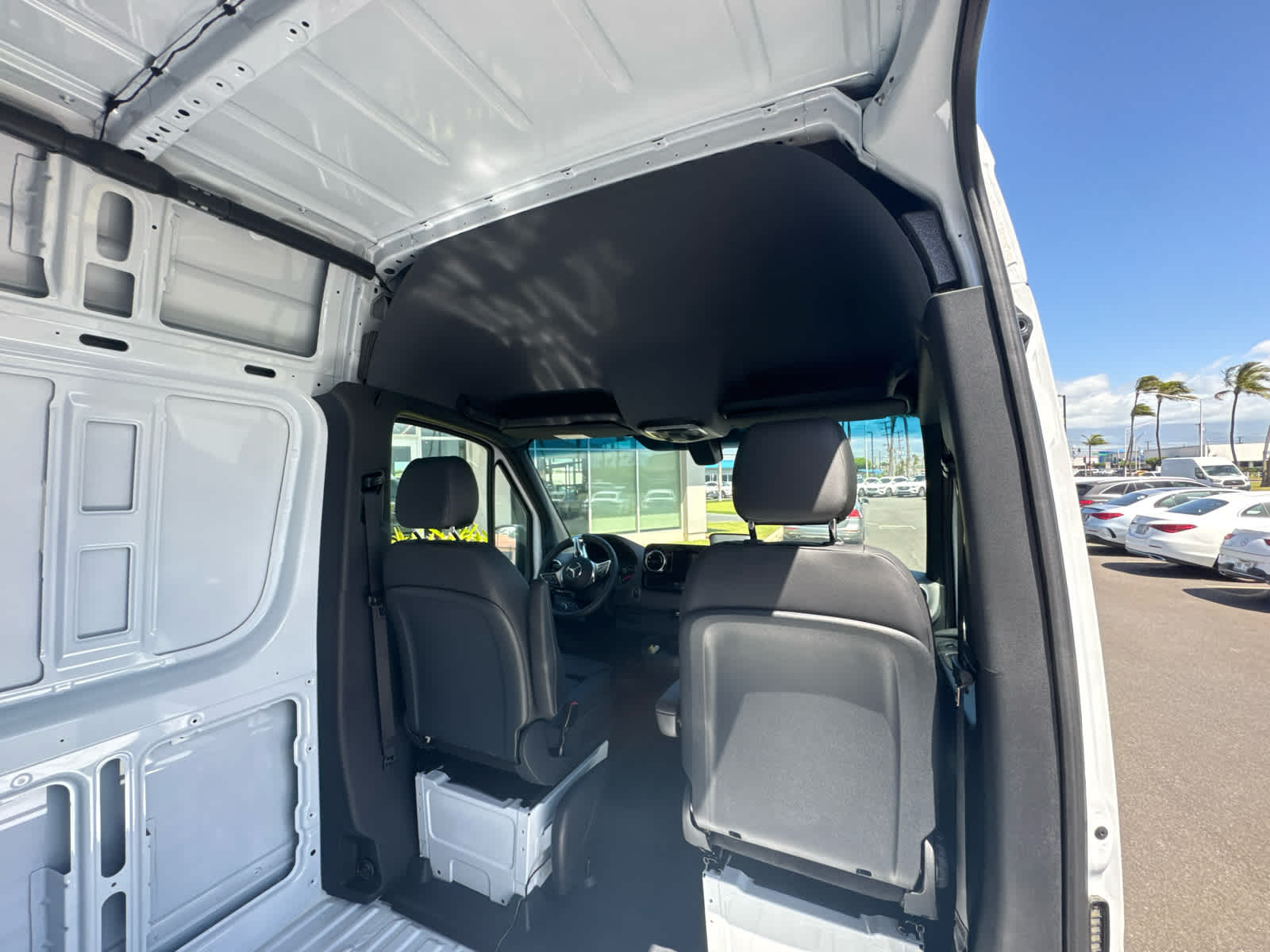 2025 Mercedes-Benz Sprinter Cargo Van 2500 Standard Roof I4 Diesel HO 144 RWD