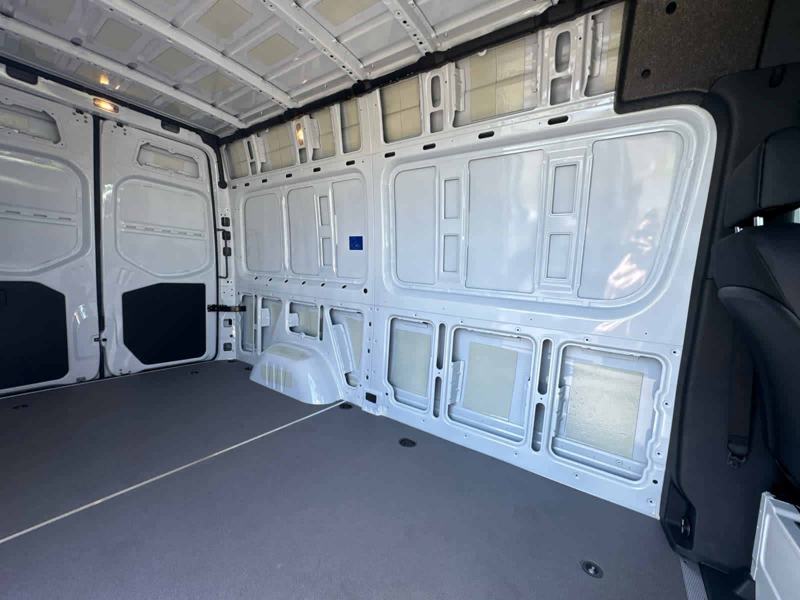 2025 Mercedes-Benz Sprinter Cargo Van 2500 Standard Roof I4 Diesel HO 144 RWD