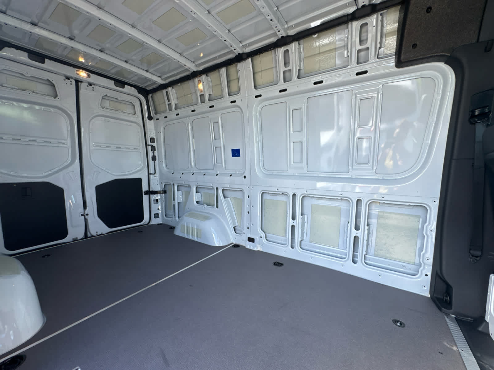 2025 Mercedes-Benz Sprinter Cargo Van 2500 Standard Roof I4 Diesel HO 144 RWD