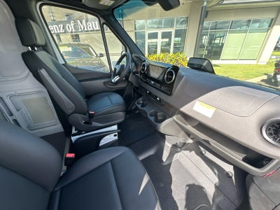 2025 Mercedes-Benz Sprinter Cargo Van 2500 Standard Roof I4 Diesel HO 144 RWD