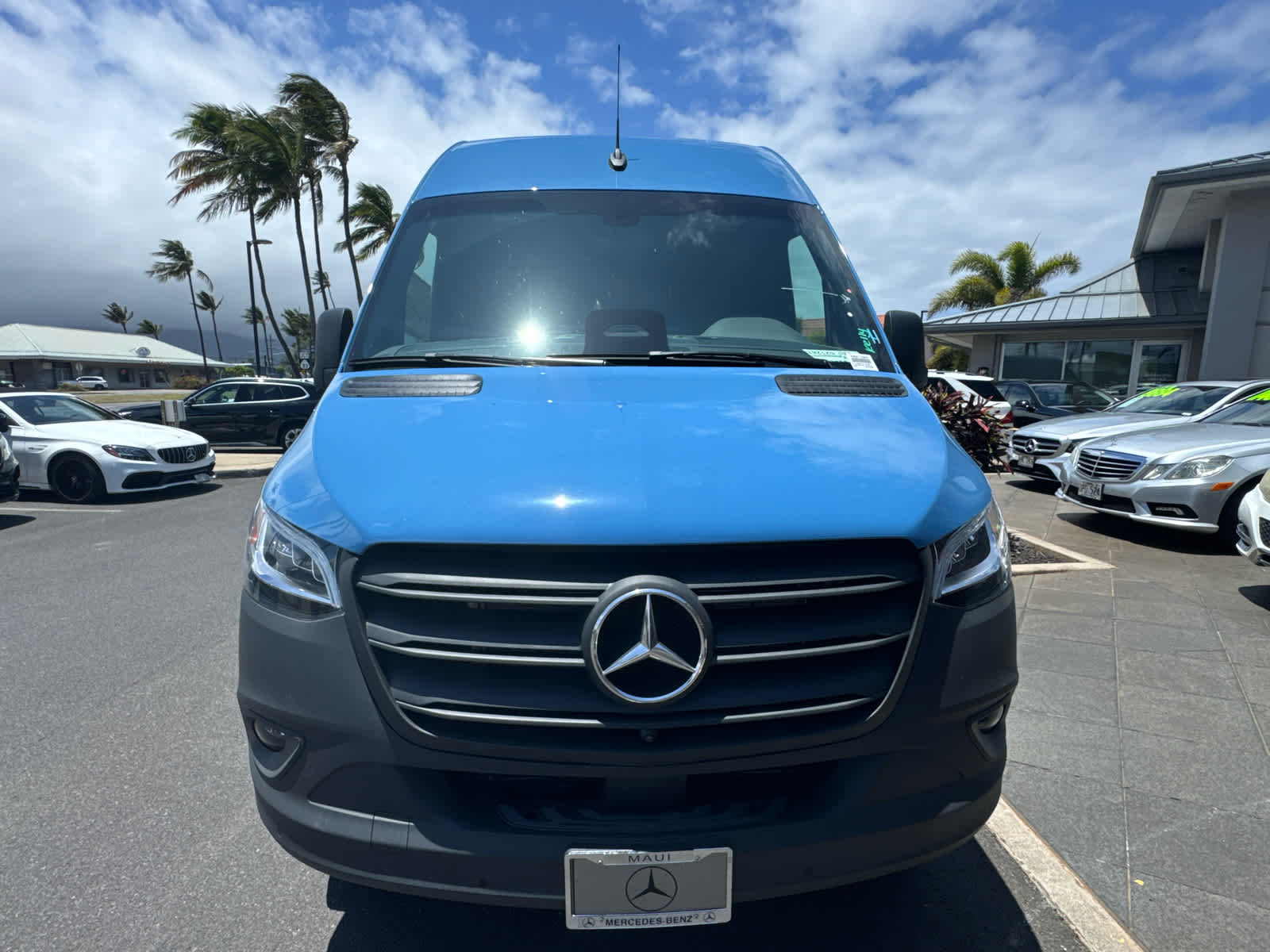 2026 Mercedes-Benz Sprinter 2500 Standard Roof I4 Diesel HO 144 AWD