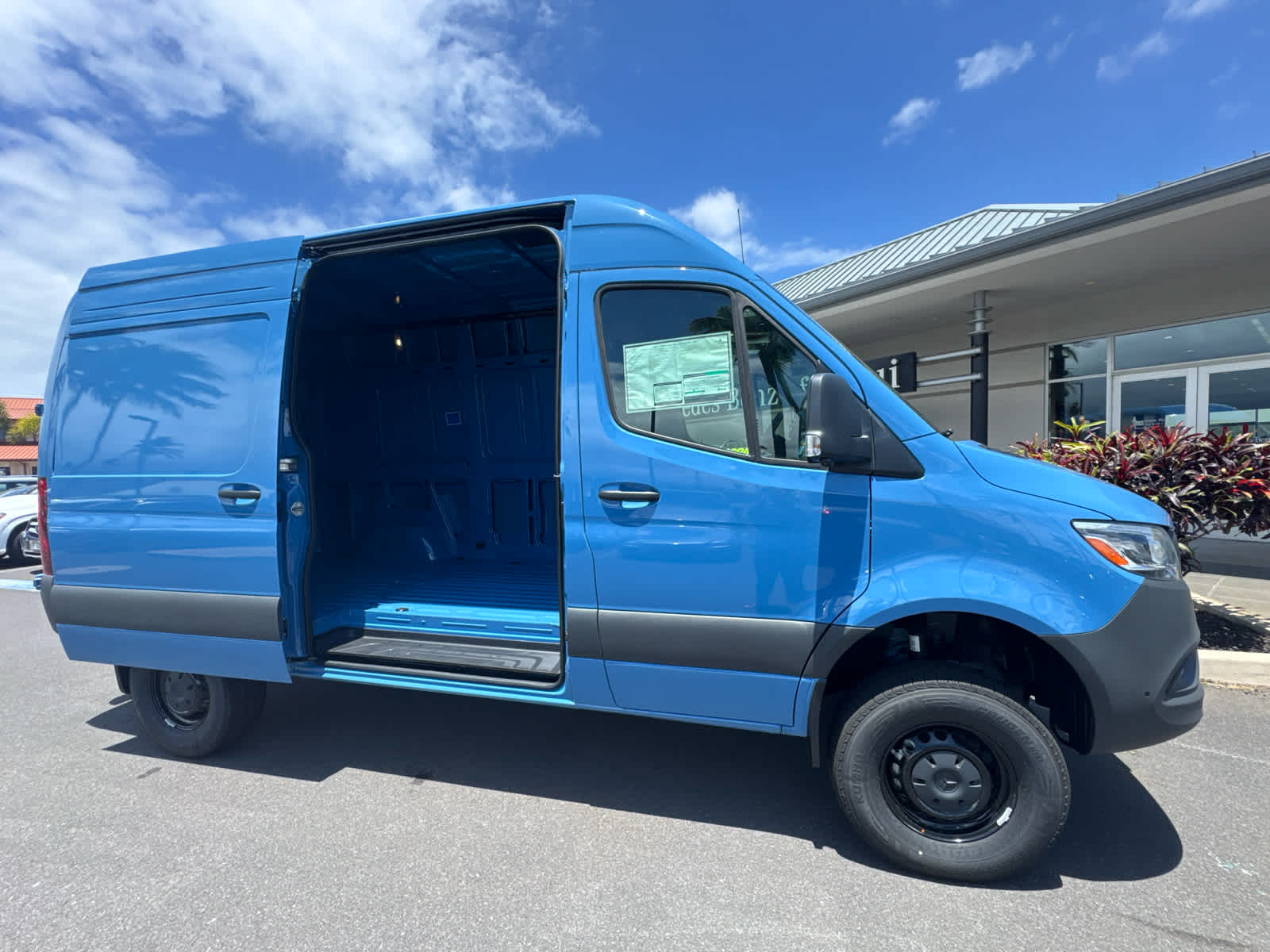 2026 Mercedes-Benz Sprinter 2500 Standard Roof I4 Diesel HO 144 AWD