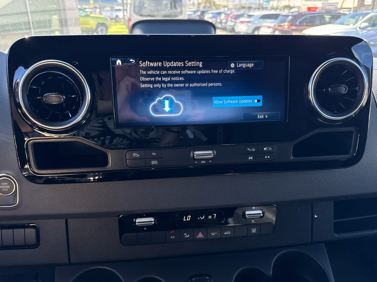 2026 Mercedes-Benz Sprinter 2500 Standard Roof I4 Diesel HO 144 AWD