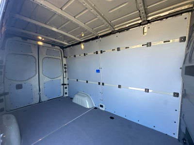 2026 Mercedes-Benz Sprinter 2500 Standard Roof I4 Diesel HO 144 AWD