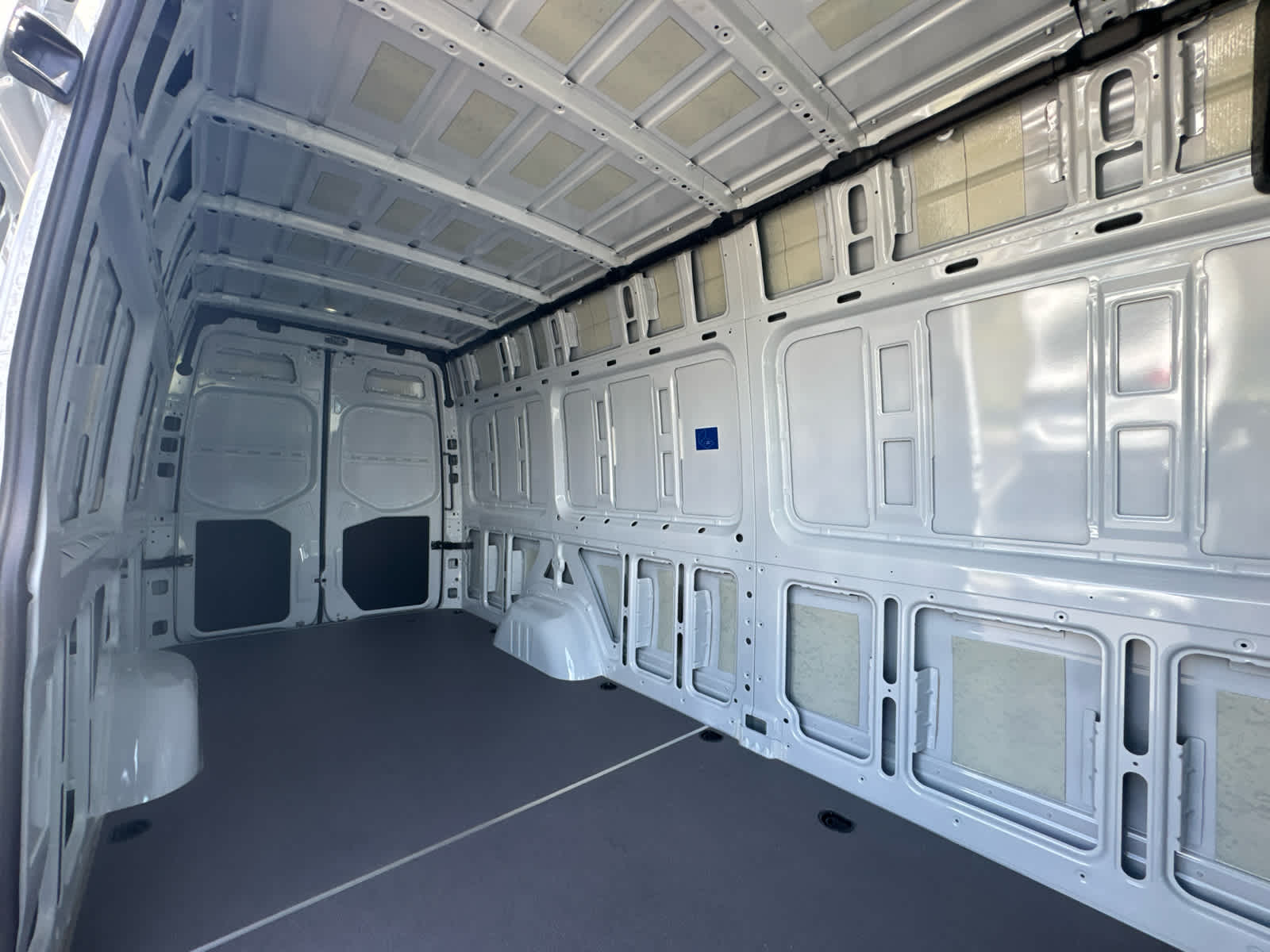 2025 Mercedes-Benz Sprinter Cargo Van 2500 High Roof I4 Diesel HO 170 RWD