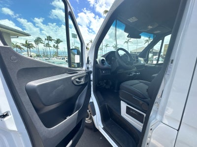 2026 Mercedes-Benz Sprinter 2500 High Roof I4 Diesel HO 170 RWD