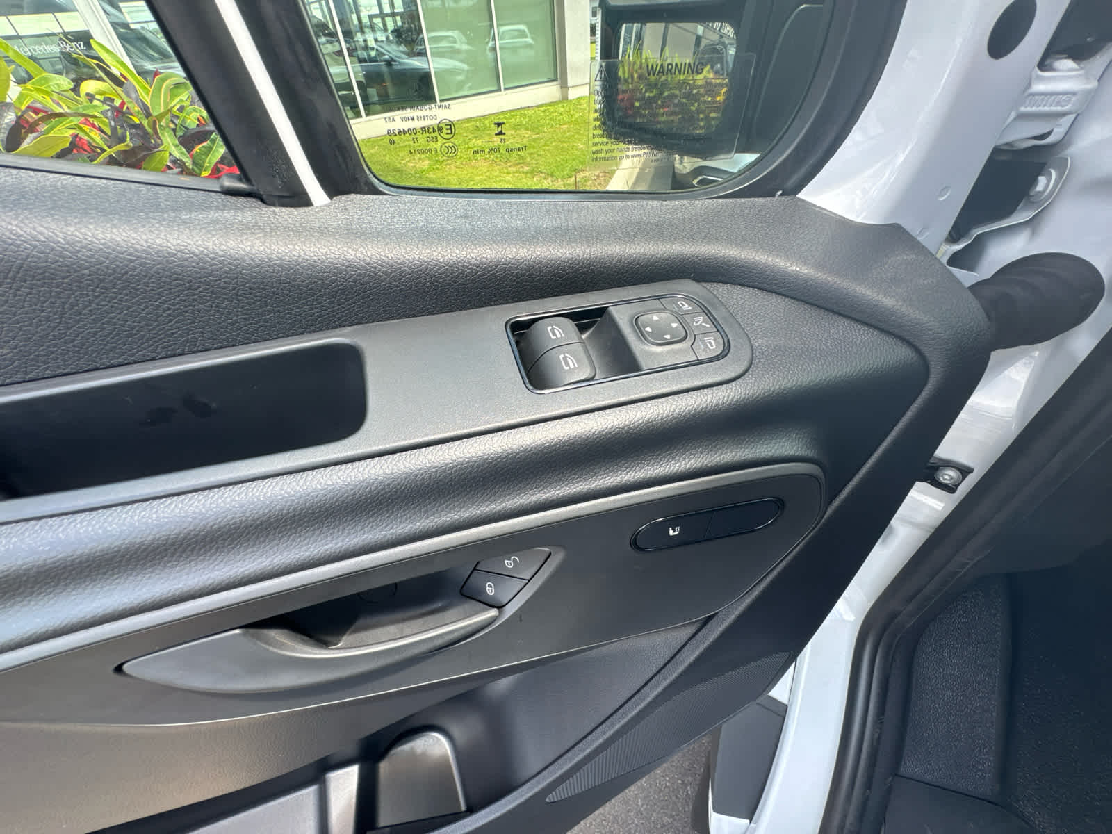 2026 Mercedes-Benz Sprinter 2500 High Roof I4 Diesel HO 170 RWD