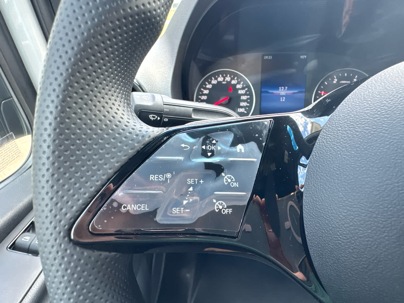 2026 Mercedes-Benz Sprinter 2500 High Roof I4 Diesel HO 170 RWD