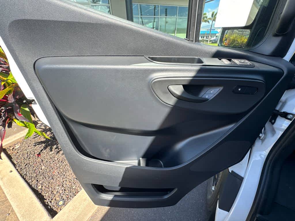 2026 Mercedes-Benz Sprinter 2500 High Roof I4 Diesel HO 170 RWD